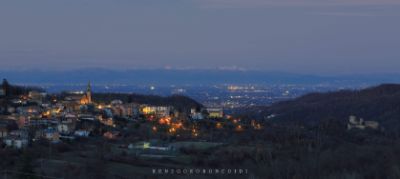 Gropparello panorama notturno