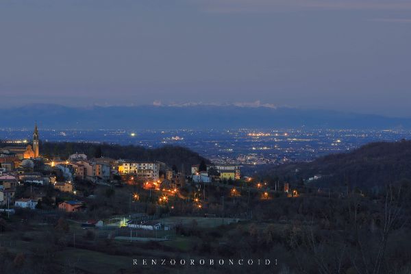 Gropparello panorama notturno